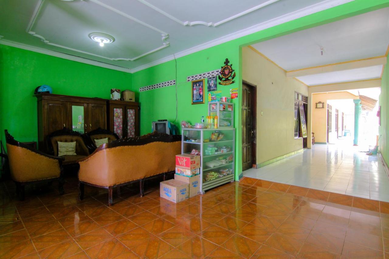 Hotel Losmen Melati Bantul Exteriér fotografie